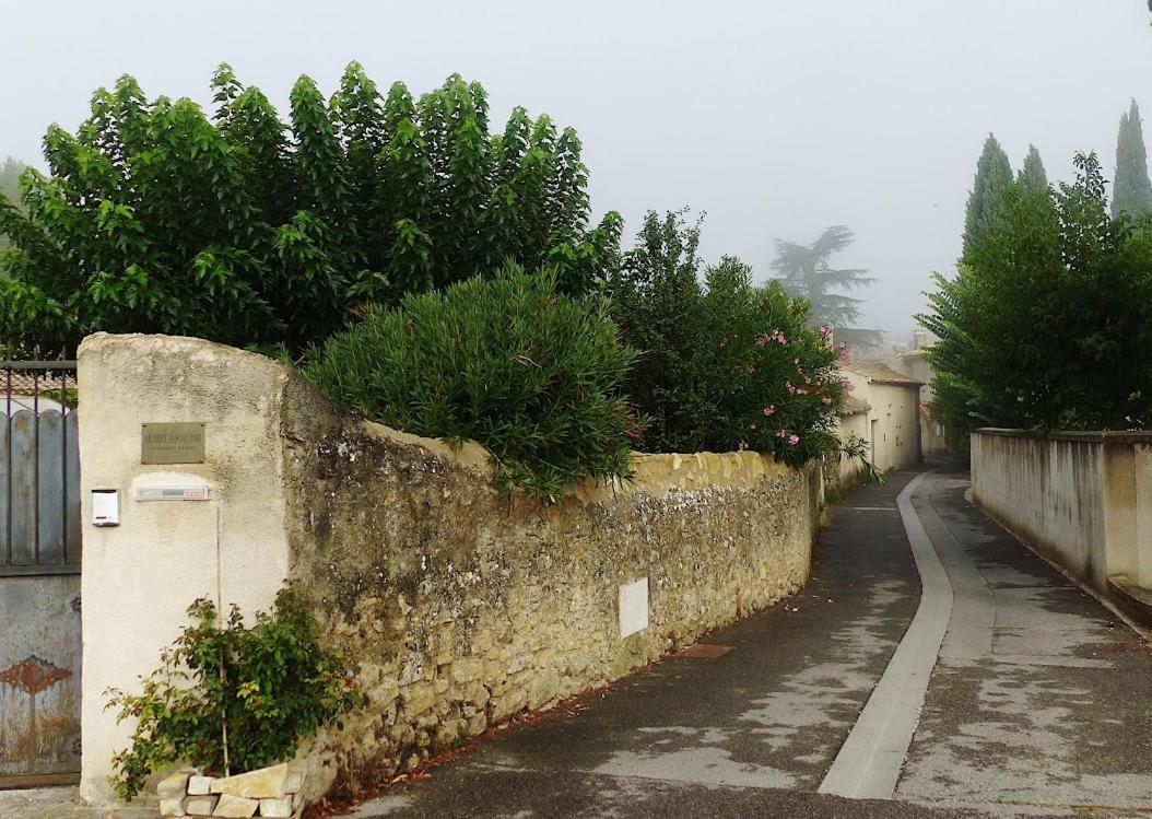 Le Chat Sur Le Toit Lourmarin Εξωτερικό φωτογραφία