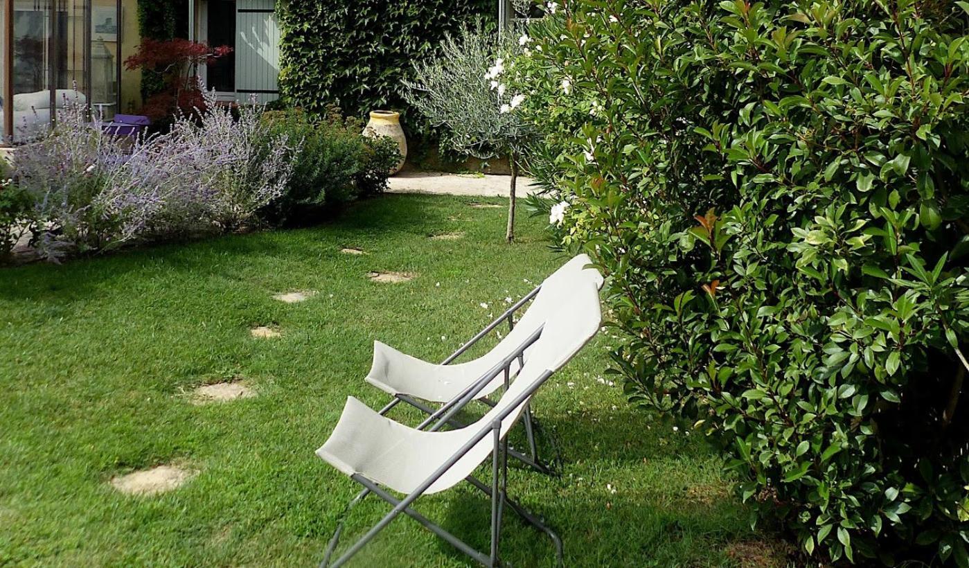 Le Chat Sur Le Toit Lourmarin Εξωτερικό φωτογραφία