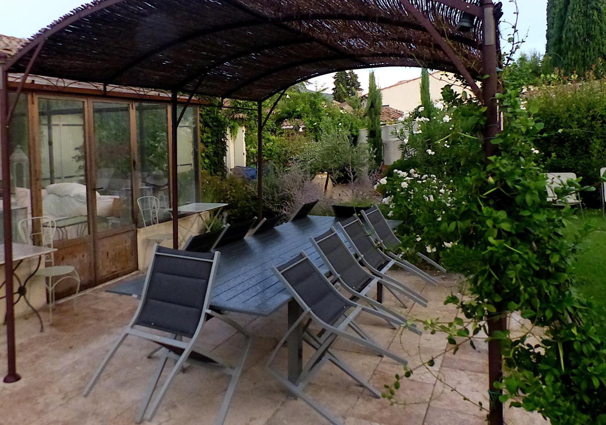 Le Chat Sur Le Toit Lourmarin Εξωτερικό φωτογραφία