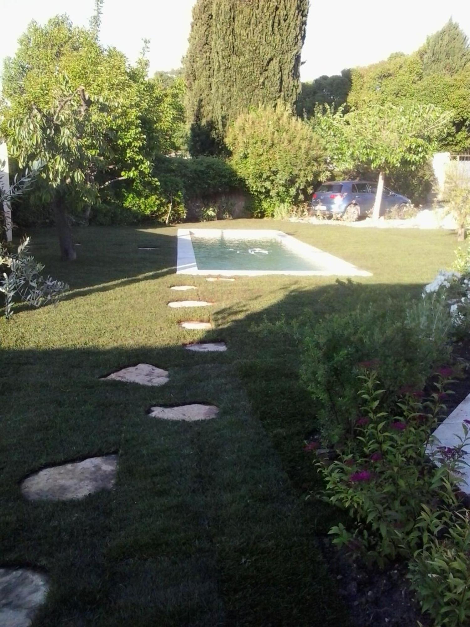 Le Chat Sur Le Toit Lourmarin Εξωτερικό φωτογραφία